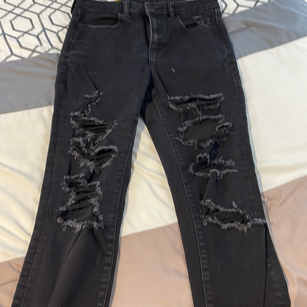 American Eagle, curvy high-rise jegging size 8 destroyed skinny black